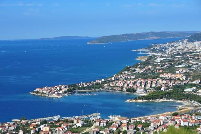 Fima Centar Stobrec Apartment Split Bagian luar foto