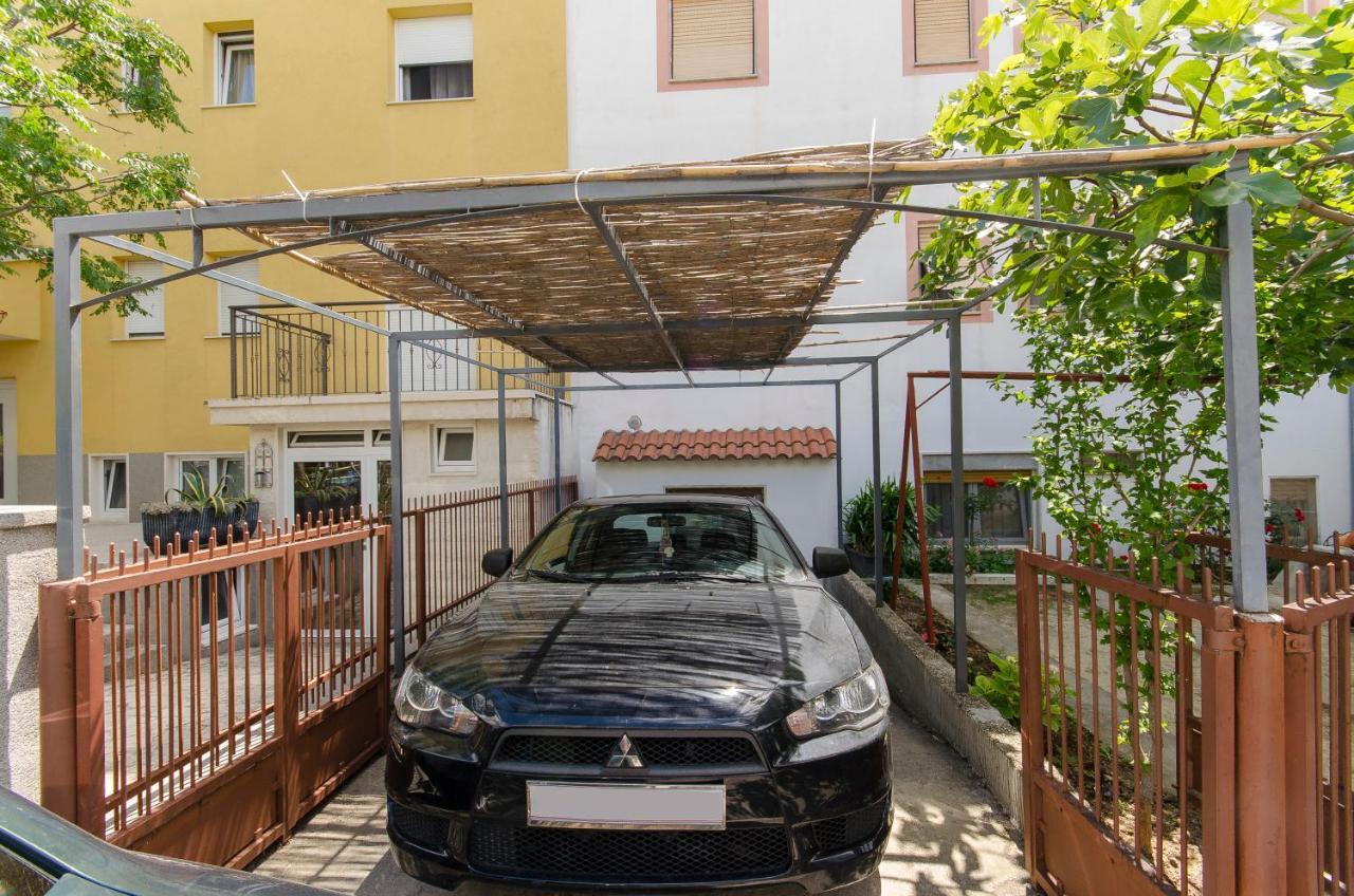 Fima Centar Stobrec Apartment Split Bagian luar foto